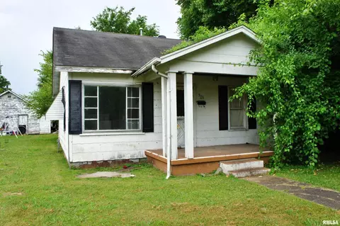 506 E 12th St, Metropolis, IL 62960