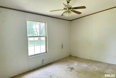 13686 E Bakersville Rd, Mount Vernon, IL 62864 photo 18
