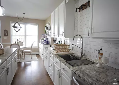 1105 Daybreak Dr, Marion, IL 62959 photo 18