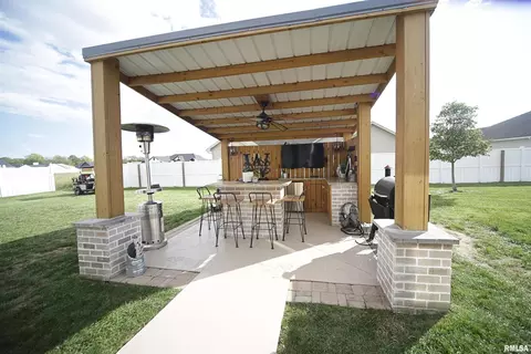 1105 Daybreak Dr, Marion, IL 62959 photo 11
