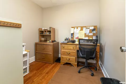 1111 E Main St, Marion, IL 62959 photo 32