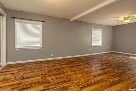 1111 E Main St, Marion, IL 62959 photo 28