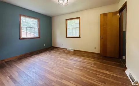 2017 State St, Eldorado, IL 62930 photo 18