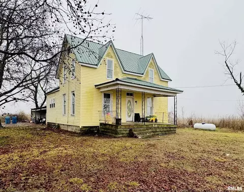 1266 Walnut Hill Rd, Centralia, IL 62801