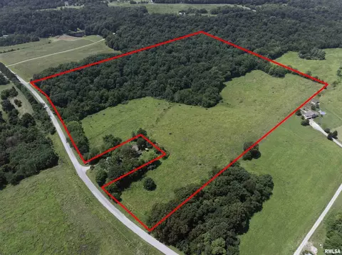 3295 Wing Hill Rd, Cobden, IL 62920