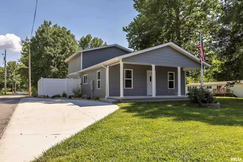 608 W Lincoln Dr, De Soto, IL 62924