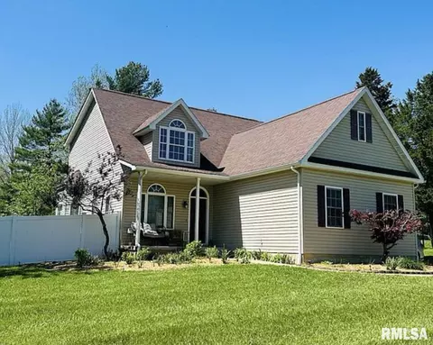 375 Union Hill Rd, Carbondale, IL 62903