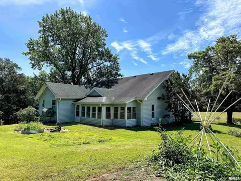 16178 Lake Of Egypt Rd, Creal Springs, IL 62922