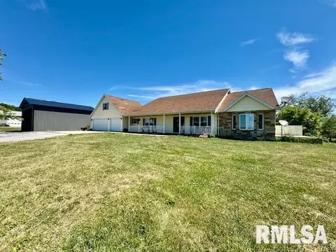 677 County Road 1350 N Rd, Wayne City, IL 62895