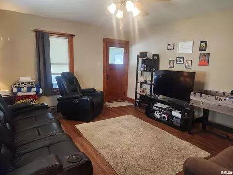 808 W Pine St, Percy, IL 62272 photo 9