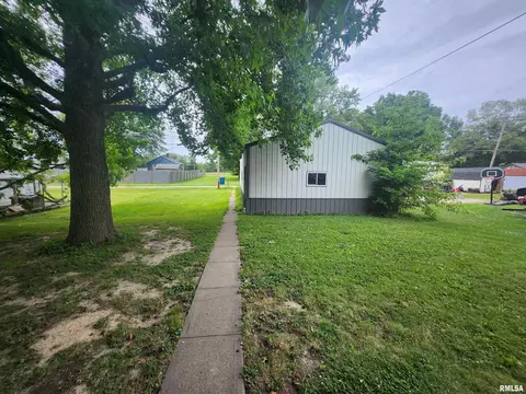 808 W Pine St, Percy, IL 62272 photo 4