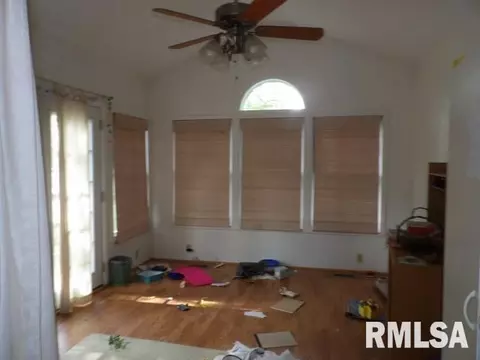 11485 Simon St, Marion, IL 62959 photo 5