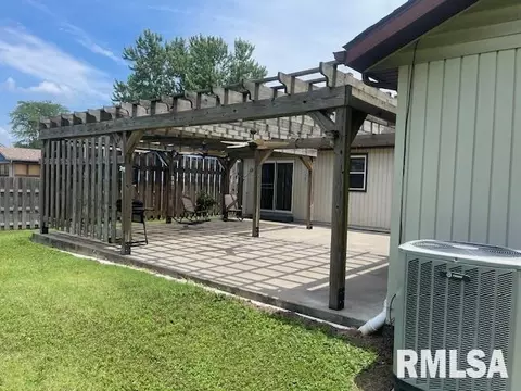 33 Douglas Dr, Herrin, IL 62948 photo 27