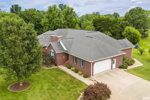 121 Virginia Dr, Makanda, IL 62958