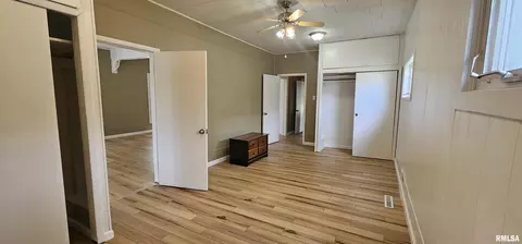600 N Johnson St, Marion, IL 62959 photo 11