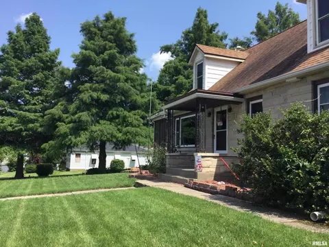 108 Oak St, Cobden, IL 62920 photo 3