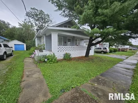 612 S 20th St, Mount Vernon, IL 62864