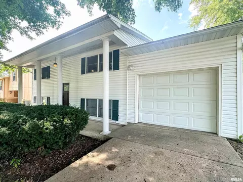 910 Airport Rd, Mount Vernon, IL 62864