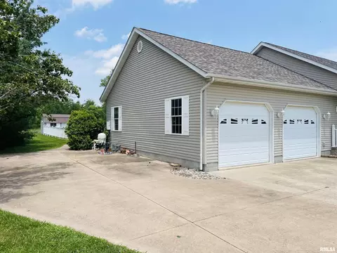 5169 Baker Rd, Salem, IL 62881 photo 6