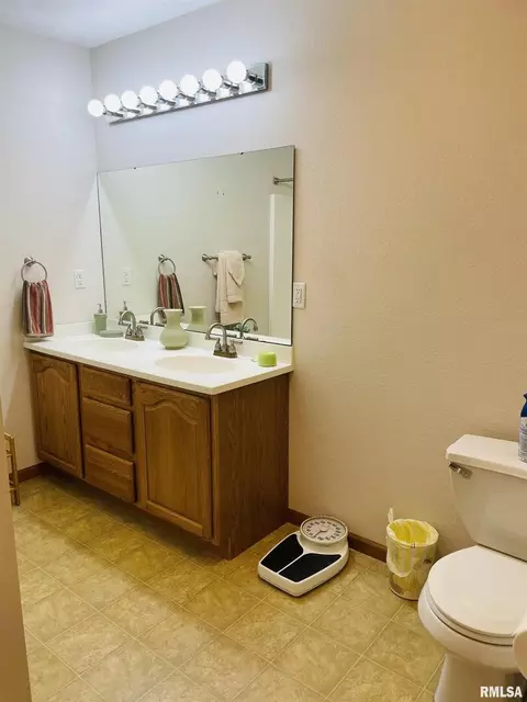 5169 Baker Rd, Salem, IL 62881 photo 48