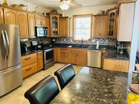 5169 Baker Rd, Salem, IL 62881 photo 31