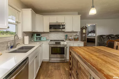 1000 Thunderhawk Rd, Ozark, IL 62972 photo 9