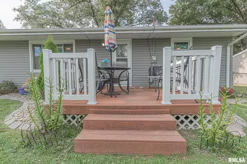 1023 E Jonas St, Centralia, IL 62801 photo 6