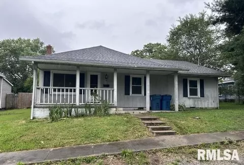 1010 Gent Ave, Johnston City, IL 62951