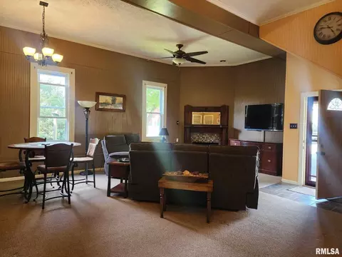 32 E Main St, Ewing, IL 62836 photo 50