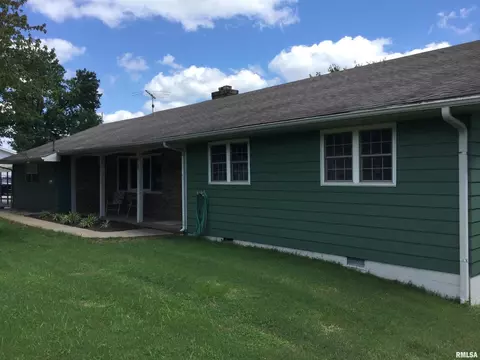 415 Springfield Ave, Anna, IL 62906 photo 3