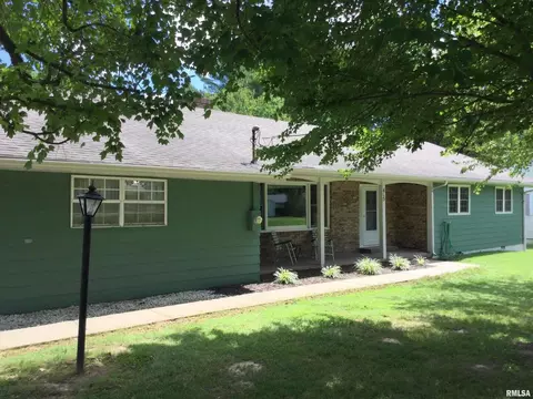 415 Springfield Ave, Anna, IL 62906 photo 2