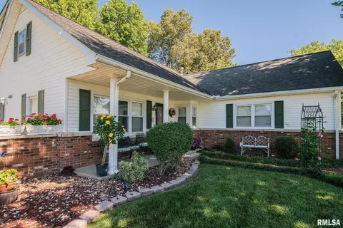 1309 Filmore St, Metropolis, IL 62960