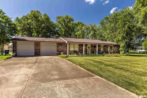 104 Phillip Rd, Christopher, IL 62822 photo 2