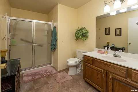 104 Phillip Rd, Christopher, IL 62822 photo 18