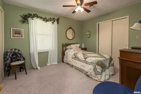 104 Phillip Rd, Christopher, IL 62822 photo 19