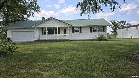 1885 Blue Hole Rd, Harrisburg, IL 62946