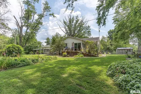3045 Airport Rd, Centralia, IL 62801