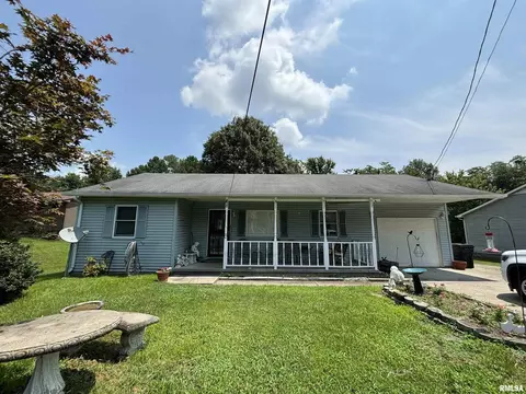 68 Adkins St, Metropolis, IL 62960