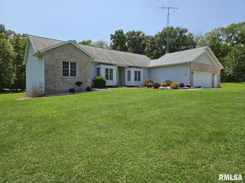 10623 E Richview Rd, Mount Vernon, IL 62864