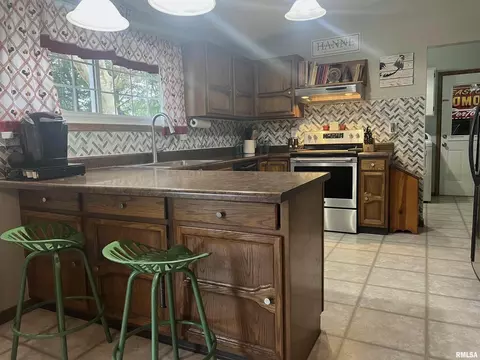 682 Mcelvain Rd, Murphysboro, IL 62966 photo 15
