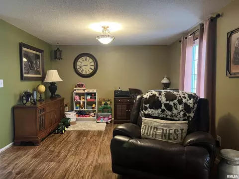 682 Mcelvain Rd, Murphysboro, IL 62966 photo 12