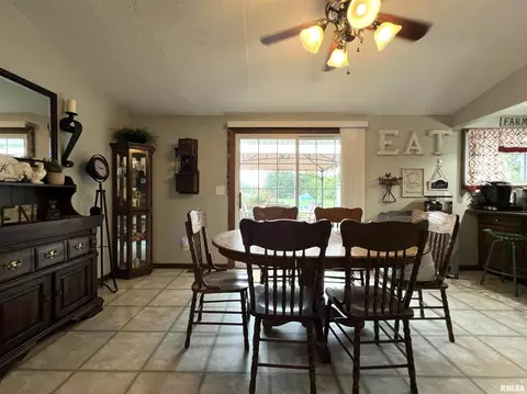 682 Mcelvain Rd, Murphysboro, IL 62966 photo 18