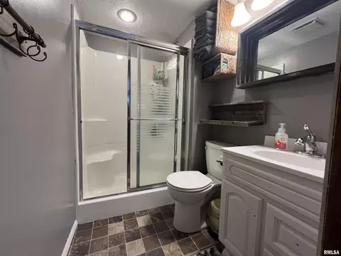 682 Mcelvain Rd, Murphysboro, IL 62966 photo 22