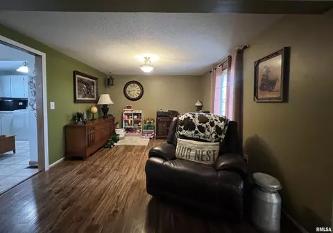 682 Mcelvain Rd, Murphysboro, IL 62966 photo 13