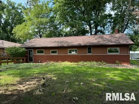 11766 Driftwood Dr, Marion, IL 62959