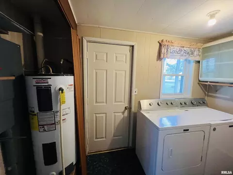 1010 Murray St, Eldorado, IL 62930 photo 25