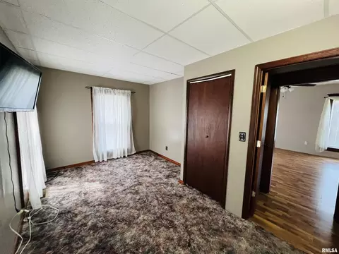 1010 Murray St, Eldorado, IL 62930 photo 22