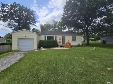 403 S 28th St, Mount Vernon, IL 62864