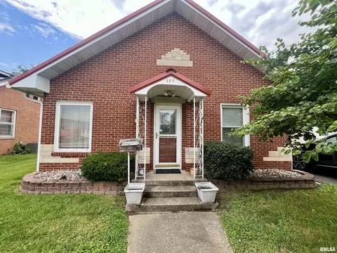 309 N Gardner St, West Frankfort, IL 62896