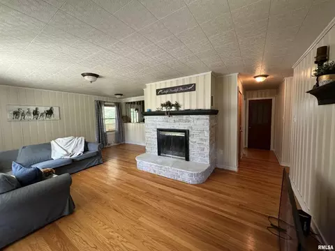 101 Apple Ln, Anna, IL 62906 photo 8